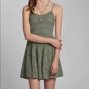 Abercrombie & Fitch Green Lace Dress